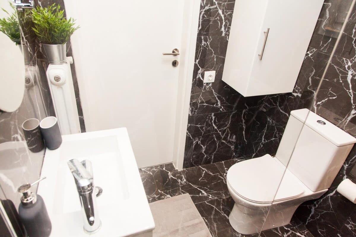 Comfortable Apartment In Athens Downtown Ngoại thất bức ảnh